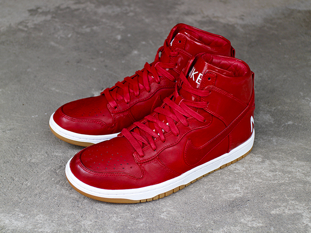 DUNK LUX SP GYM RED01