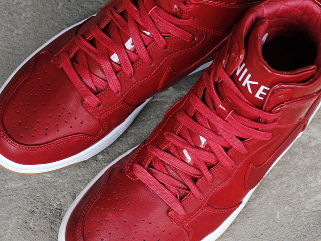 DUNK LUX SP GYM RED01