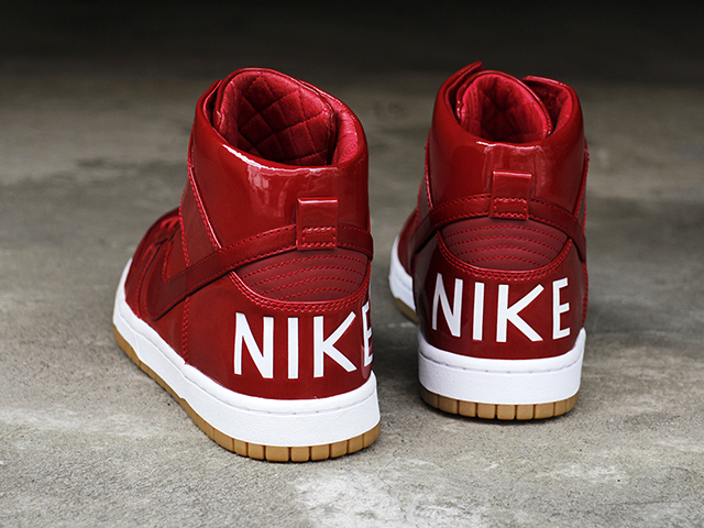 DUNK LUX SP GYM RED01
