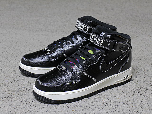 AIR FORCE 1 MID 07 LV8 “OUR FORCE 1”01