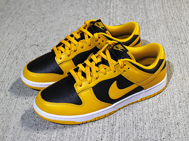 DUNK LOW RETRO “IOWA”01