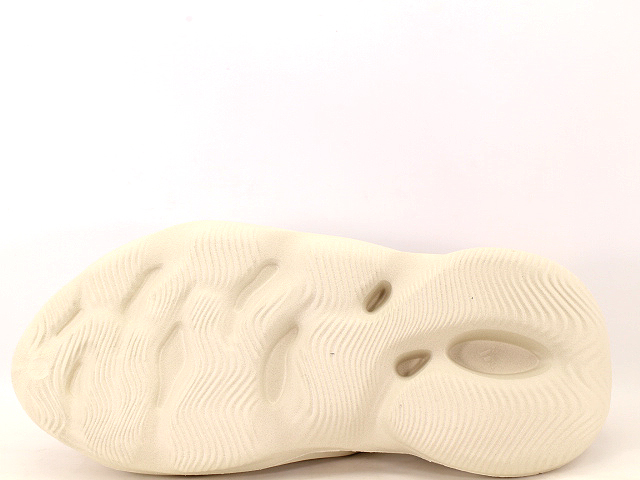 YEEZY FOAM RUNNER FY4567 - 4
