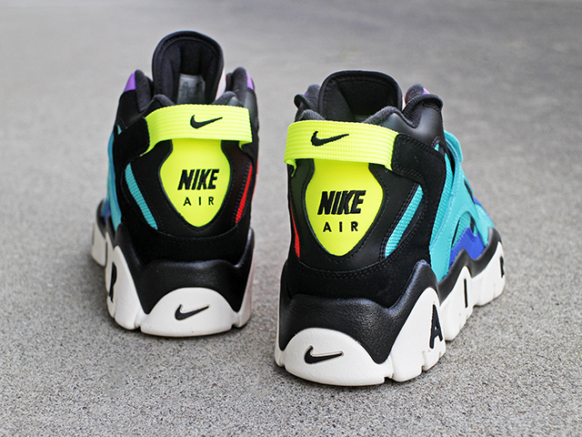 AIR BARRAGE MID “POP THE STREET”01