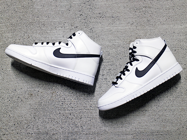 DUNK HI RETRO “WHITE/BLACK”01