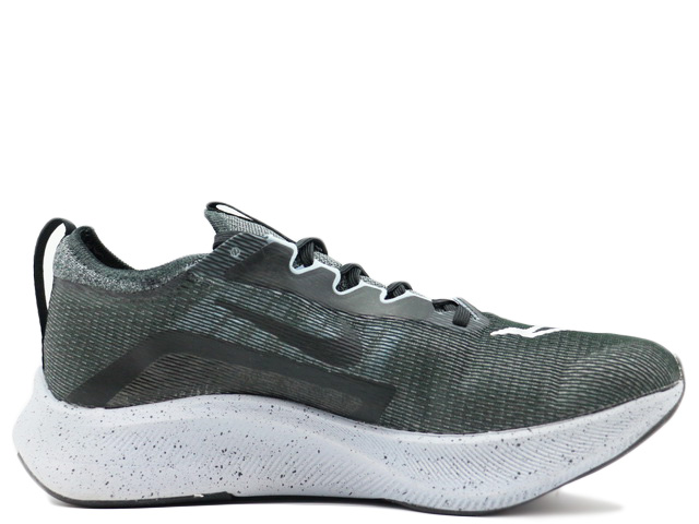 ZOOM FLY 4 CT2392-002 - 3