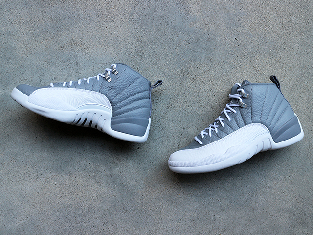 AIR JORDAN 12 RETRO “STEALTH”01