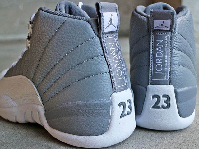 AIR JORDAN 12 RETRO “STEALTH”01