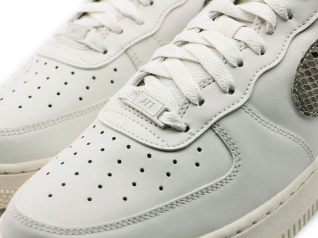 WMNS AIR FORCE 1 07 DD8959-002 - 4