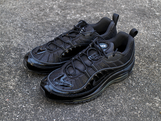 AIR MAX 98 “SUPREME/BLACK”01