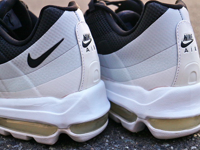 AIR MAX 95 ULTRA ESSENTIAL “BLACK-WHITE”01