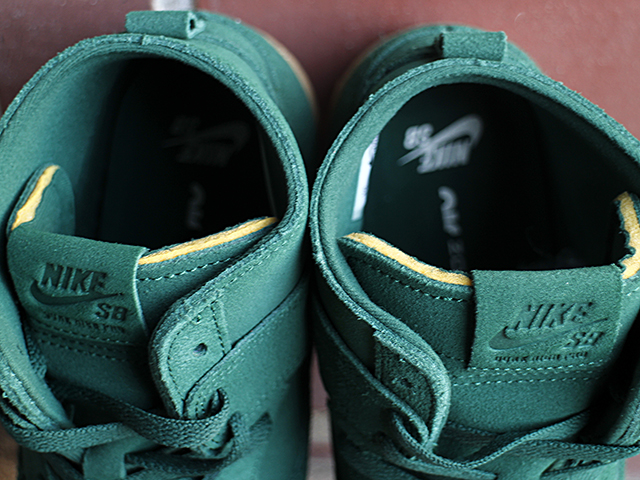 SB DUNK HIGH PRO DECON “GORGE GREEN”01