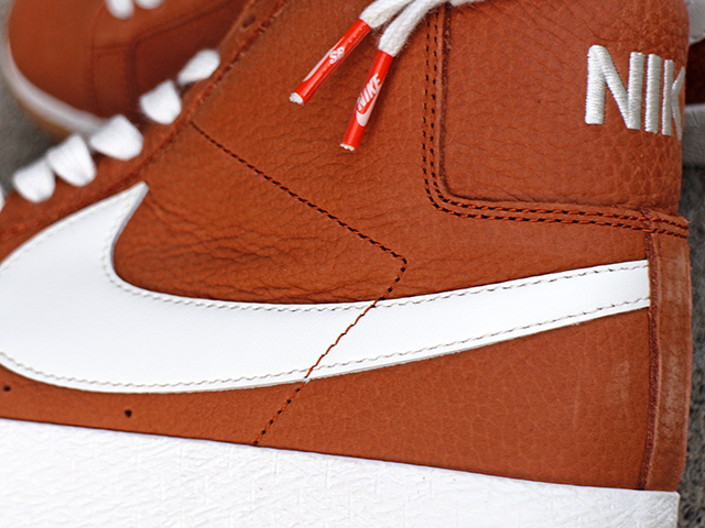 NIKE SB ORANGE LABEL SB ZOOM BLAZER MID ISO “DARK RUSSET”01