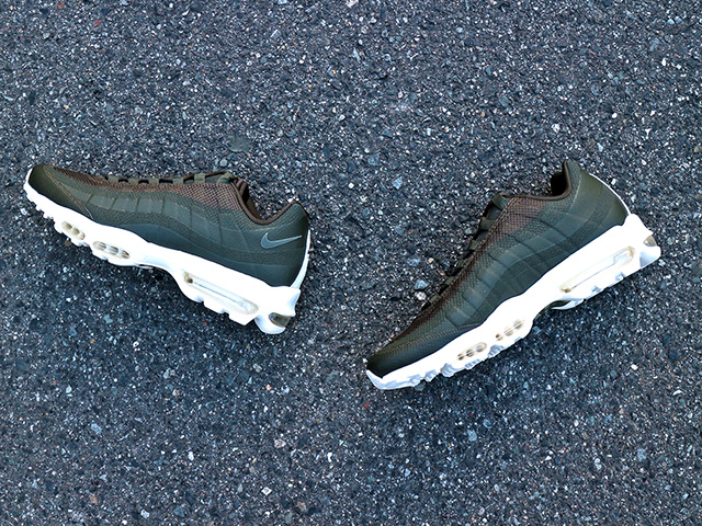 AIR MAX 95 ULTRA ESSENTIAL “CARGO KHAKI”01