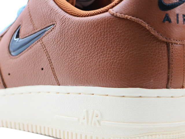 AIR FORCE 1 07 PREMIUM DO9785-200 - 5