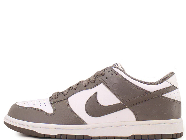 ナイキ (NIKE) ダンク ロー(DUNK LOW)  318019 102わかりにくくてすみません