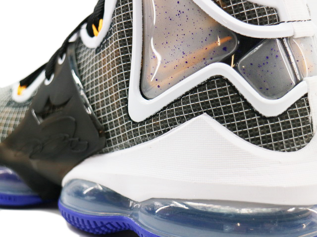 LEBRON 19 CZ0203-002 - 5