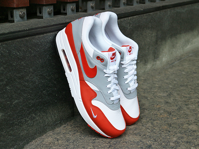 AIR MAX 1 LV8 “MINI SWOOSH” MARTIAN SUNRISE01