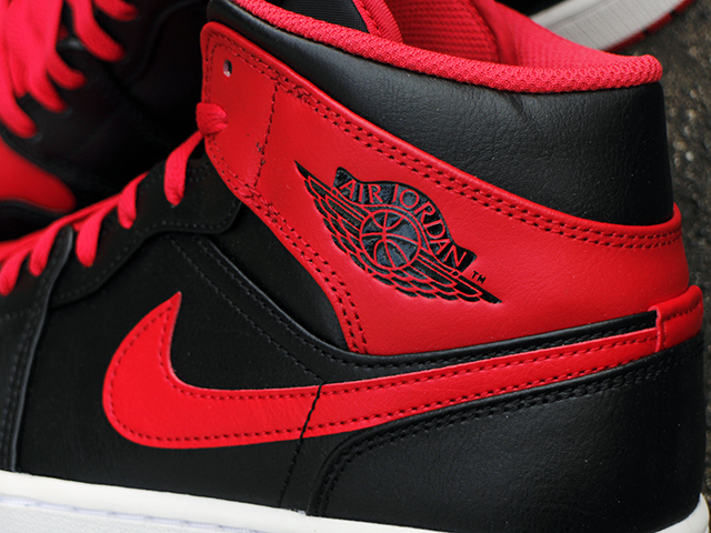 AIR JORDAN 1 MID BLACK/FIRE RED01