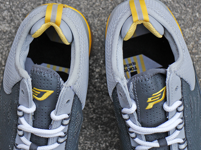JORDAN CP3 IV T2301