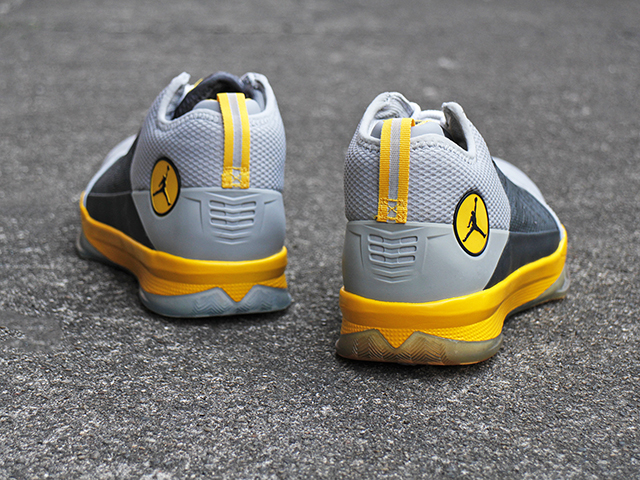 JORDAN CP3 IV T2301
