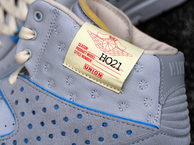AIR JORDAN 2 RETRO SP “UNION” GREY FOG01