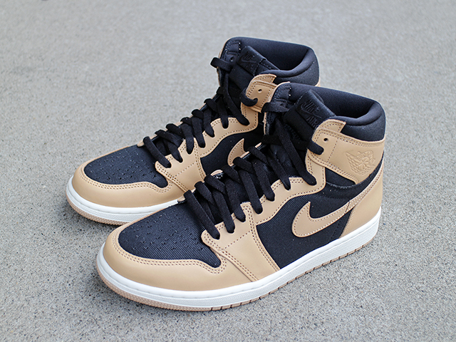 AIR JORDAN 1 RETRO HIGH OG “VACHETTA TAN”01