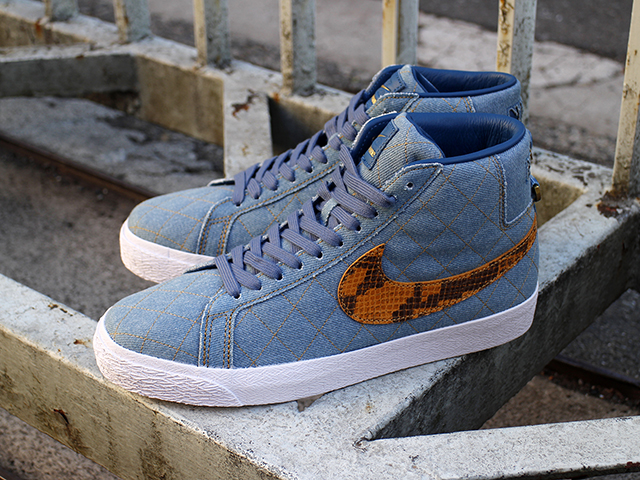 SB ZOOM BLAZER MID QS “SUPREME” INDUSTRIAL BLUE01