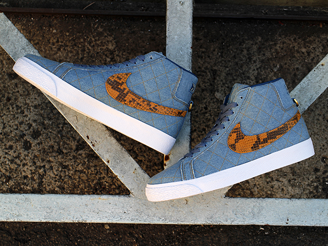 SB ZOOM BLAZER MID QS “SUPREME” INDUSTRIAL BLUE01