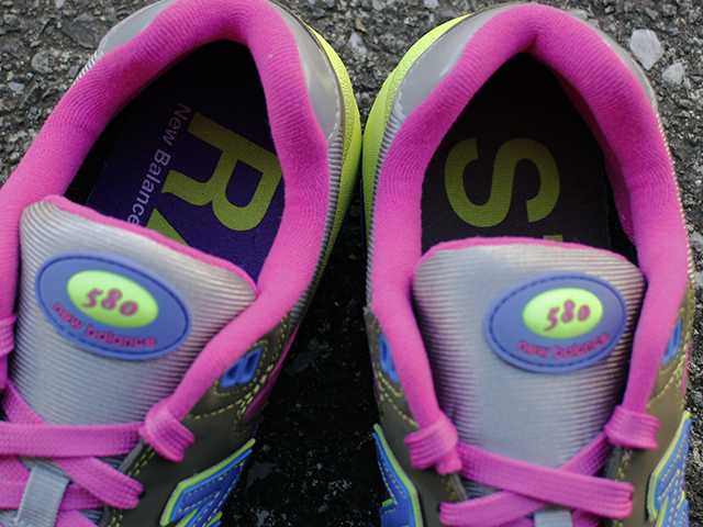 NEW BALANCE MT580 ST2 “STRAY RATS”01