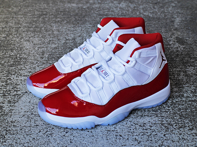 AIR JORDAN 11 RETRO WHITE/VARSITY RED01