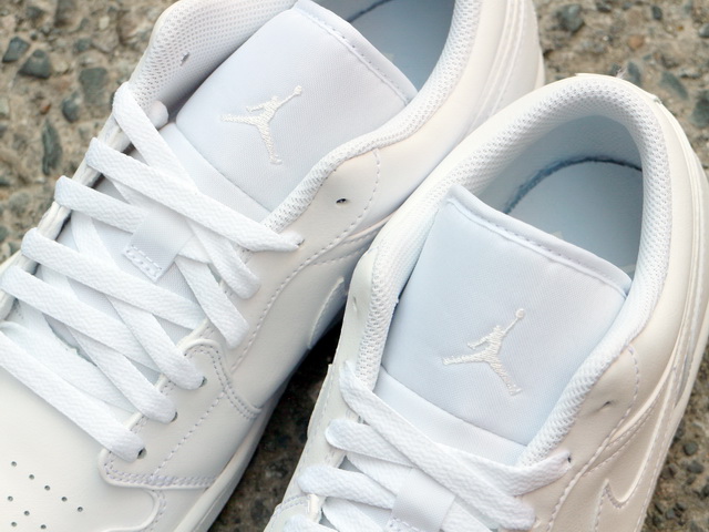 AIR JORDAN 1 LOW “ALL WHITE”01