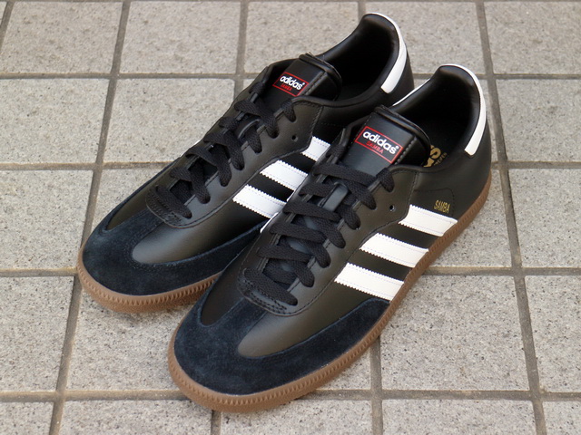 SAMBA “BLACK/WHITE/GUM”01