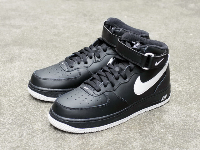 AIR FORCE 1 MID 07 BLACK/WHITE01