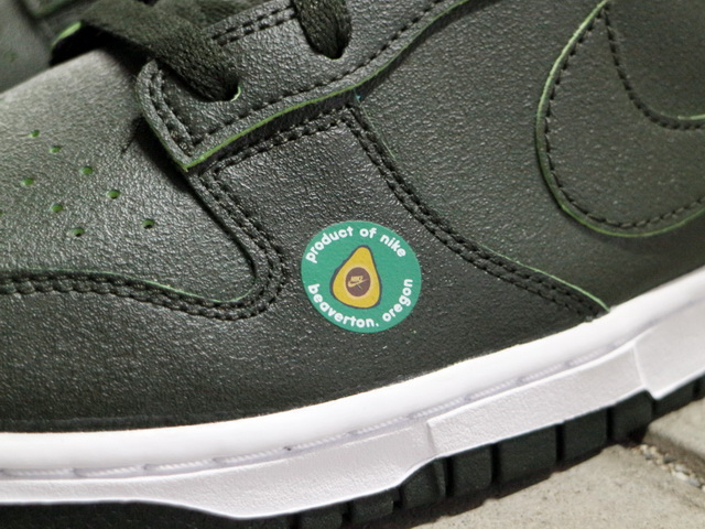 WMNS DUNK LOW LX “AVOCADO”01