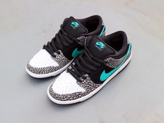 SB DUNK LOW PRO “ATMOS-ELEPHANT”01