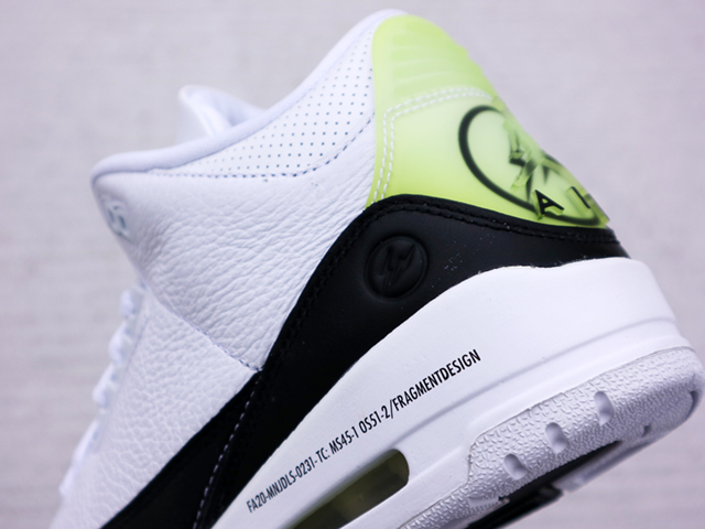 AIR JORDAN 3 RETRO SP “FRAGMENT DESIGN”01