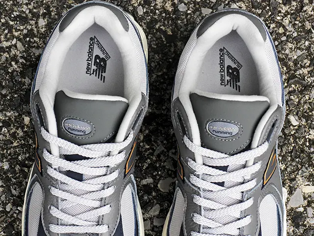 NEW BALANCE M2002R HP GRAY01