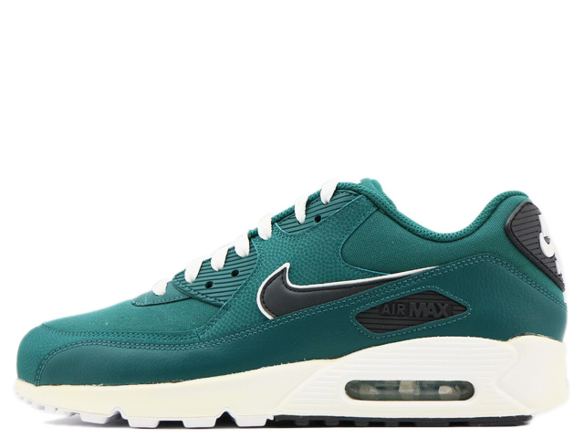 NIKE AIR MAX 90 ESSENTIAL