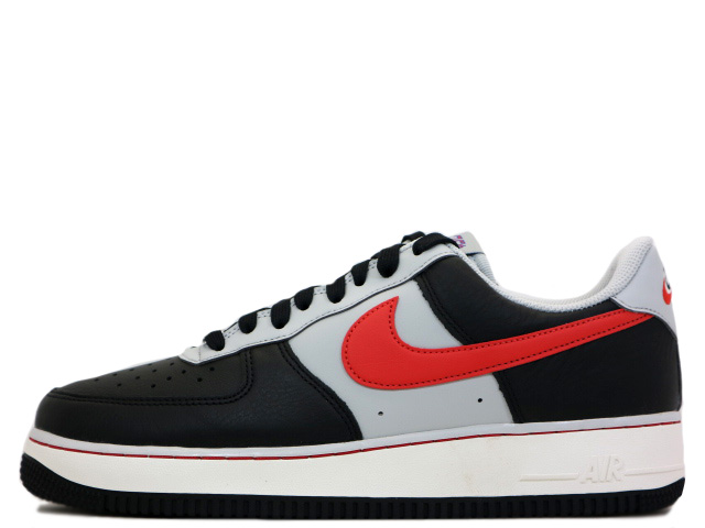 AIR FORCE 1 07 LV8 EMB