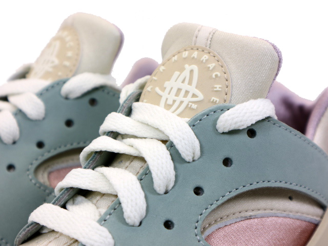 WMNS AIR HUARACHE DQ4990-104 - 3