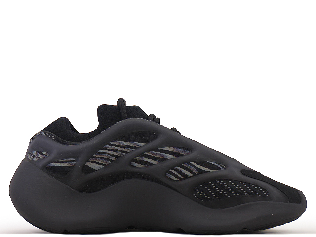 YEEZY BOOST 700 V3 GX6144 - 1