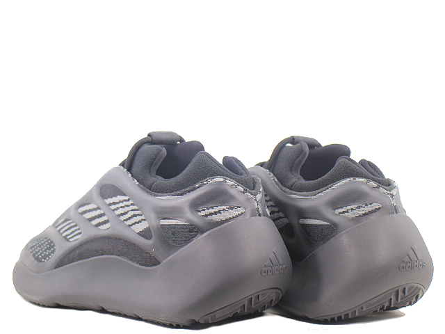 YEEZY BOOST 700 V3 GX6144 - 3