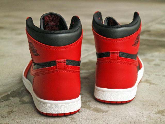 AIR JORDAN 1 HIGH 85 “VARSITY RED/BLACK”01