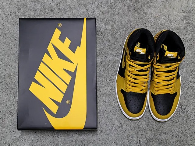 AIR JORDAN 1 RETRO HIGH OG “POLLEN”01