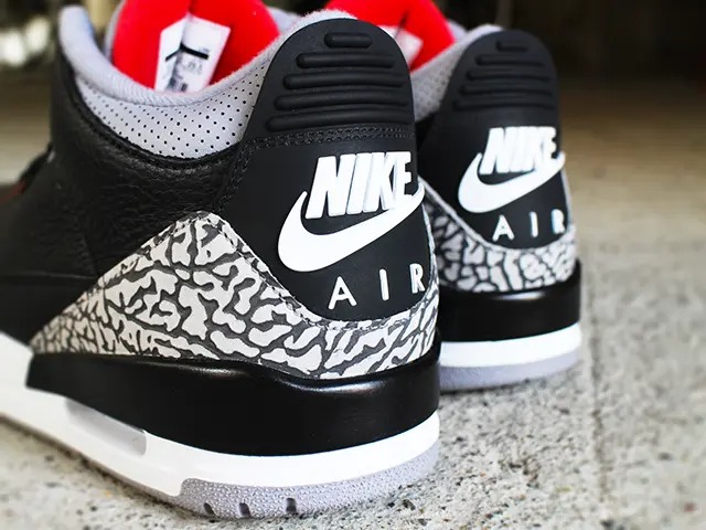 AIR JORDAN 3 RETRO OG “BLACK/FIRE RED-CEMENT 2018”01
