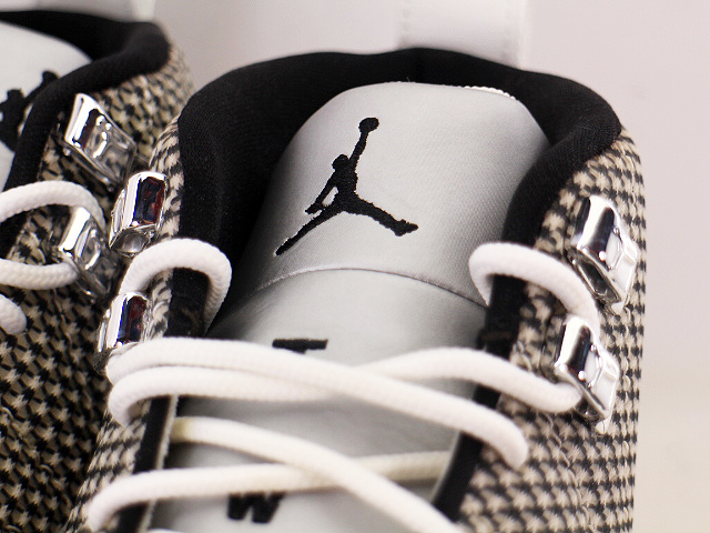 AIR JORDAN 12 RETRO MCS 854566-100 - 4