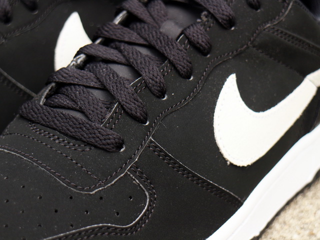 BIG NIKE LOW LUX01