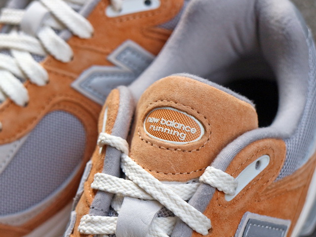 M2002R HM “SWEET CARAMEL”01