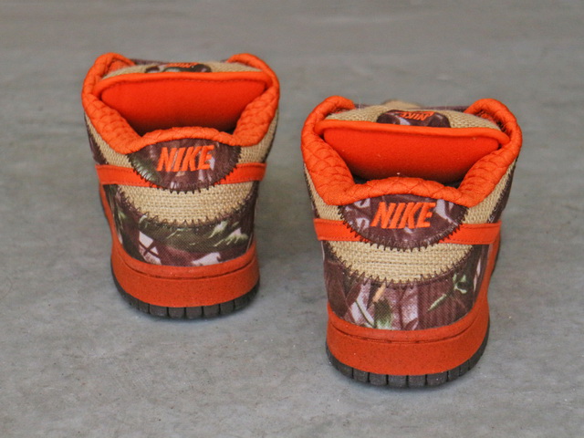 DUNK LOW PRO SB “HUNTER”01