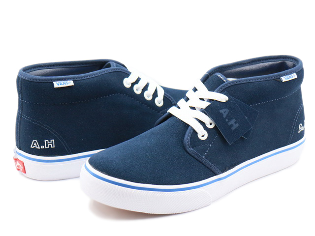 V49CF AH CHUKKA 621940-0001 - 2